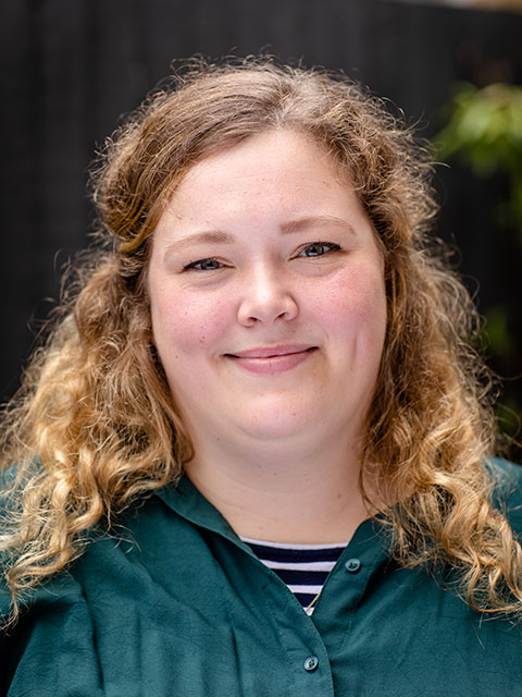 Iseult Smith - MSc Gestalt Psychotherapist Iseult Smith - MSc Gestalt Psychotherapist